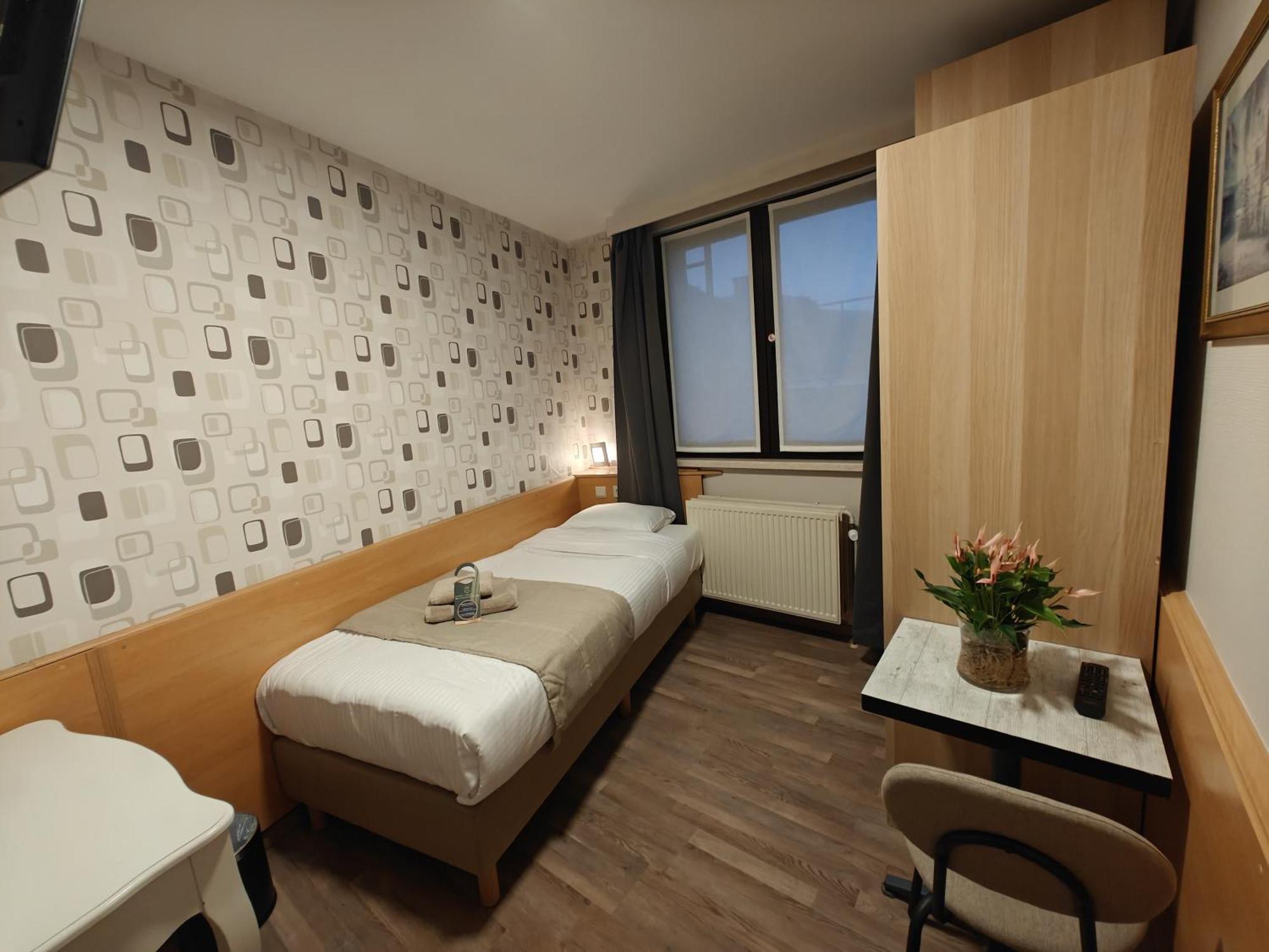 Hotel Tropicana Blankenberge Bagian luar foto